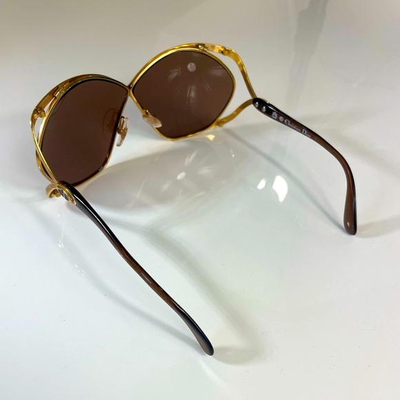 DIOR 80s Vintage Butterfly Oversized Sunglasses: Sable, Brown, Logo, Gold - Picture 15 of 17